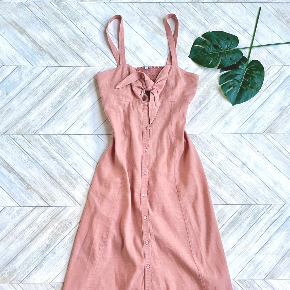 Splendid | Tie Front Button Down Dress in Blush Pink | M